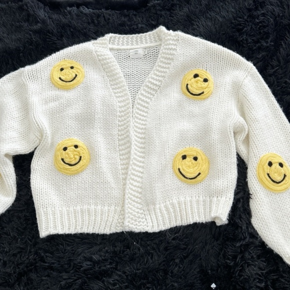 White Smiley Patch Knit Cardigan - Unbranded